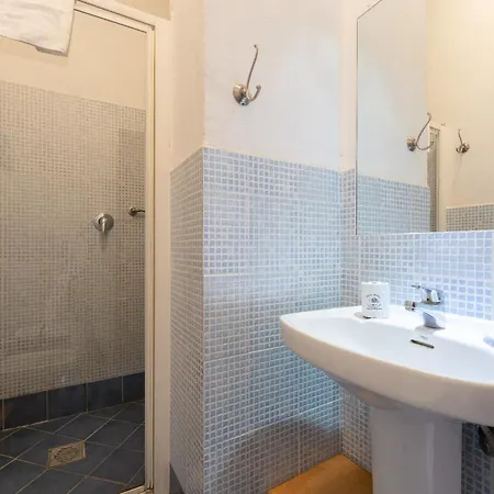 Chic Antonina B4 1 Bedroomapartment Sleeps 4 شقة