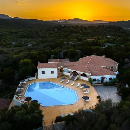 Chic Antonina B4 1 Bedroomapartment Sleeps 4 شقة مارينيلاّ