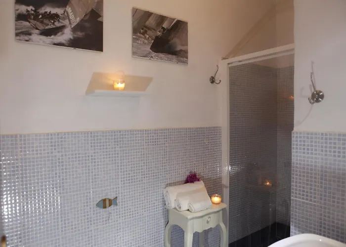 Апартаменты Chic Antonina B4 1 Bedroomapartment Sleeps 4 *